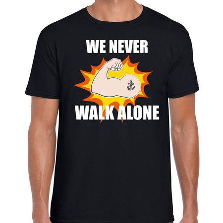 We never walk alone t-shirt zwart voor heren - crisis - solidariteit t-shirt / shirtje